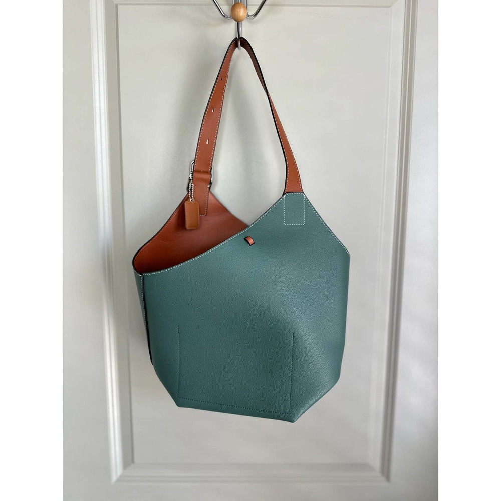 Maison de Beaute Cholet Leather Bag with Make-Up Bag